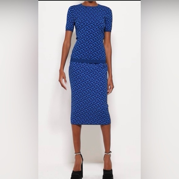 VERSACE NWT La Greca Print Midi Skirt and Top Set - Picture 1 of 15
